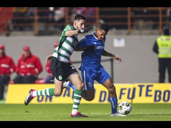 Phân tích kèo Châu Á Sporting Lisbon vs Porto (3h15 ngày 19/12)