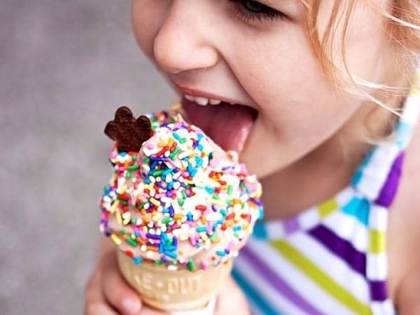 Nằm mơ thấy ăn kem ý nghĩa gì trong từng hợp và số gì may