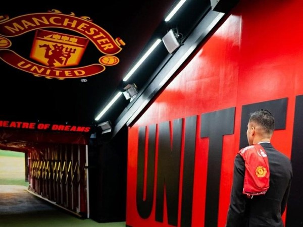 Tin MU: Man Utd kế hoạch mua hai tiền vệ thay thế Casemiro